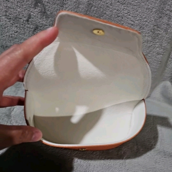 Tory Burch Orange Leather Eyeglass/Sunglasses Case Excellent Condition - Picture 2 of 6